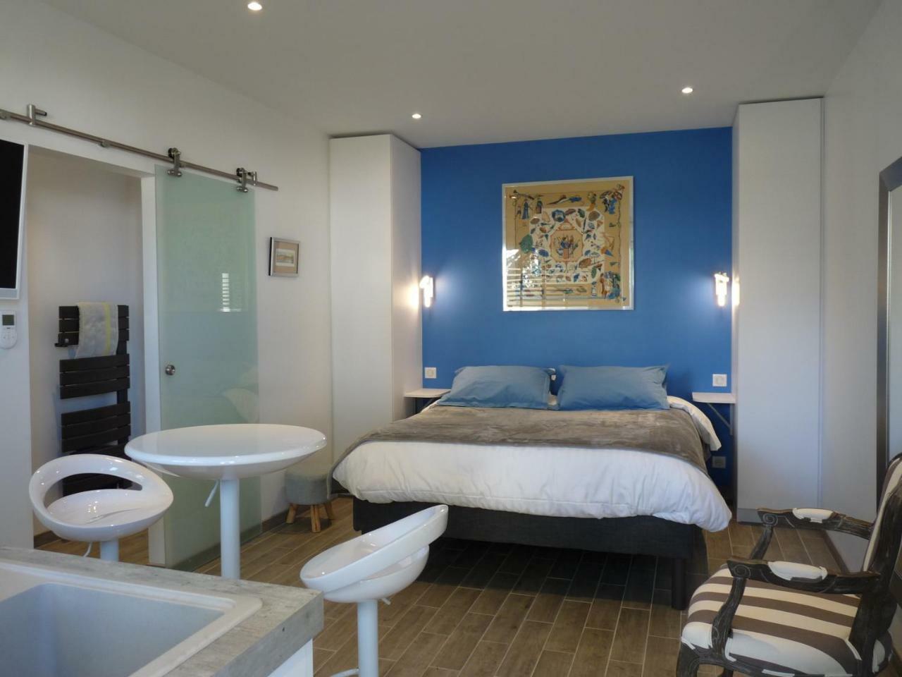 Chambres D'Hotes De Luxe Cote Parc-Cote Jardin Avec Parking Prive Gratuit Nevers Exteriör bild
